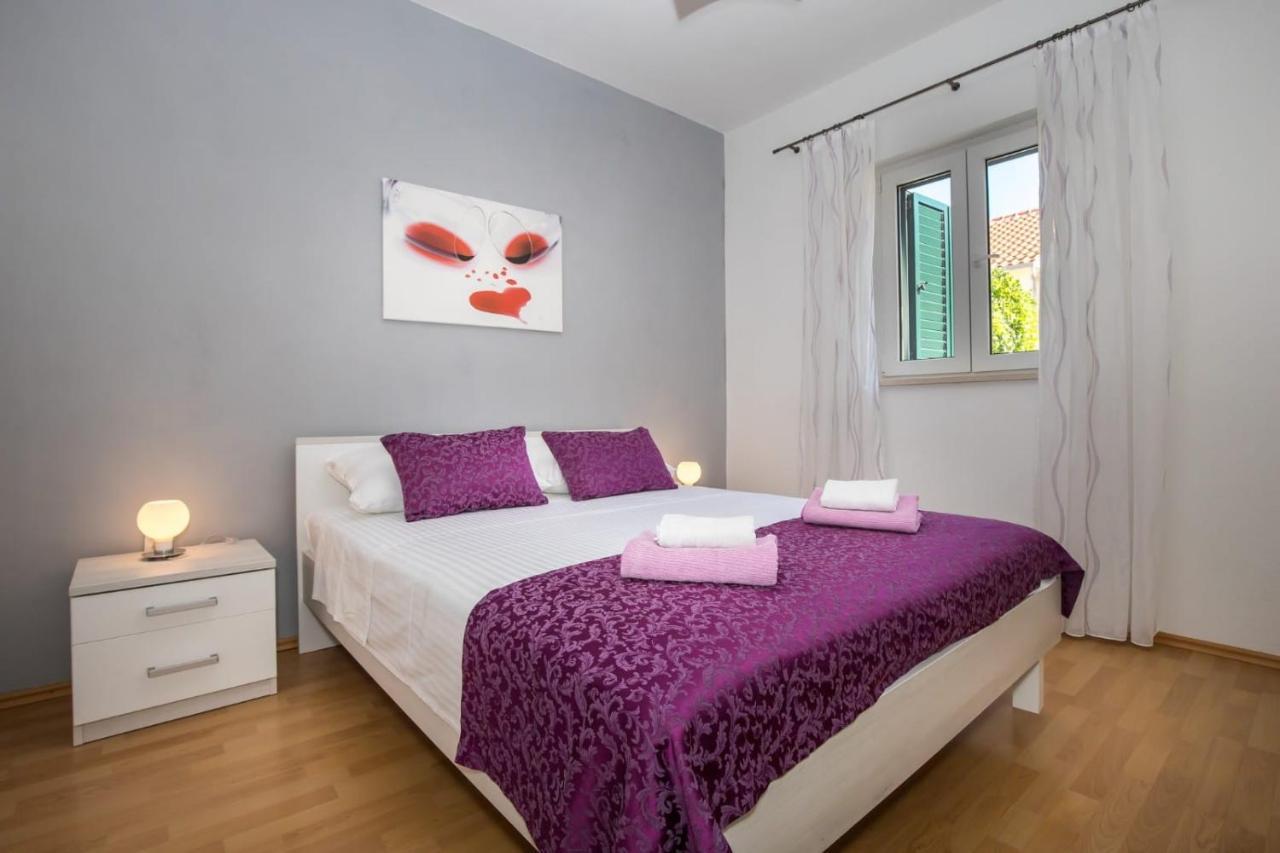Apartmani Filipic Бол Экстерьер фото