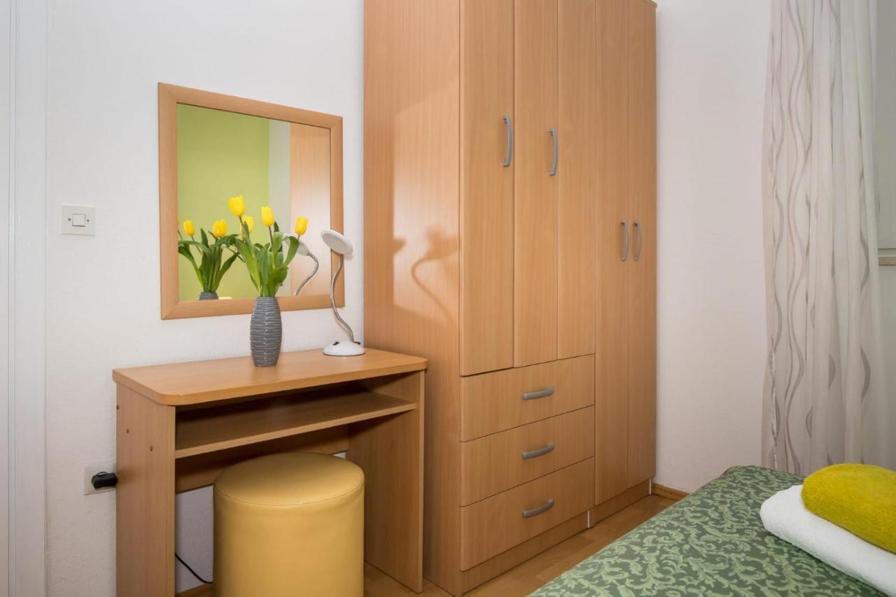 Apartmani Filipic Бол Экстерьер фото
